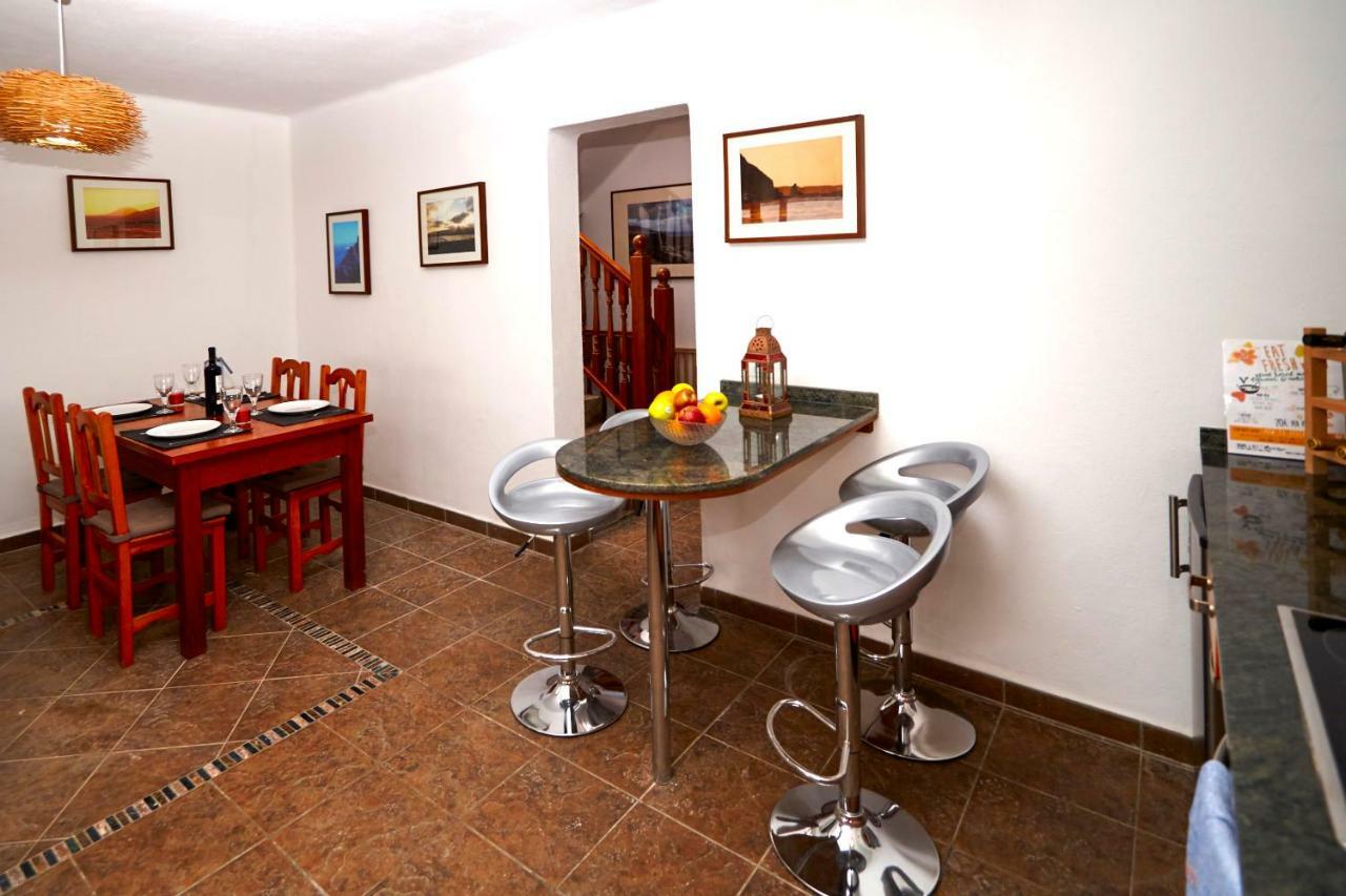 Casa Margarita - Shared Pool - Close To Seafront Promenade Punta Mujeres Exteriér fotografie