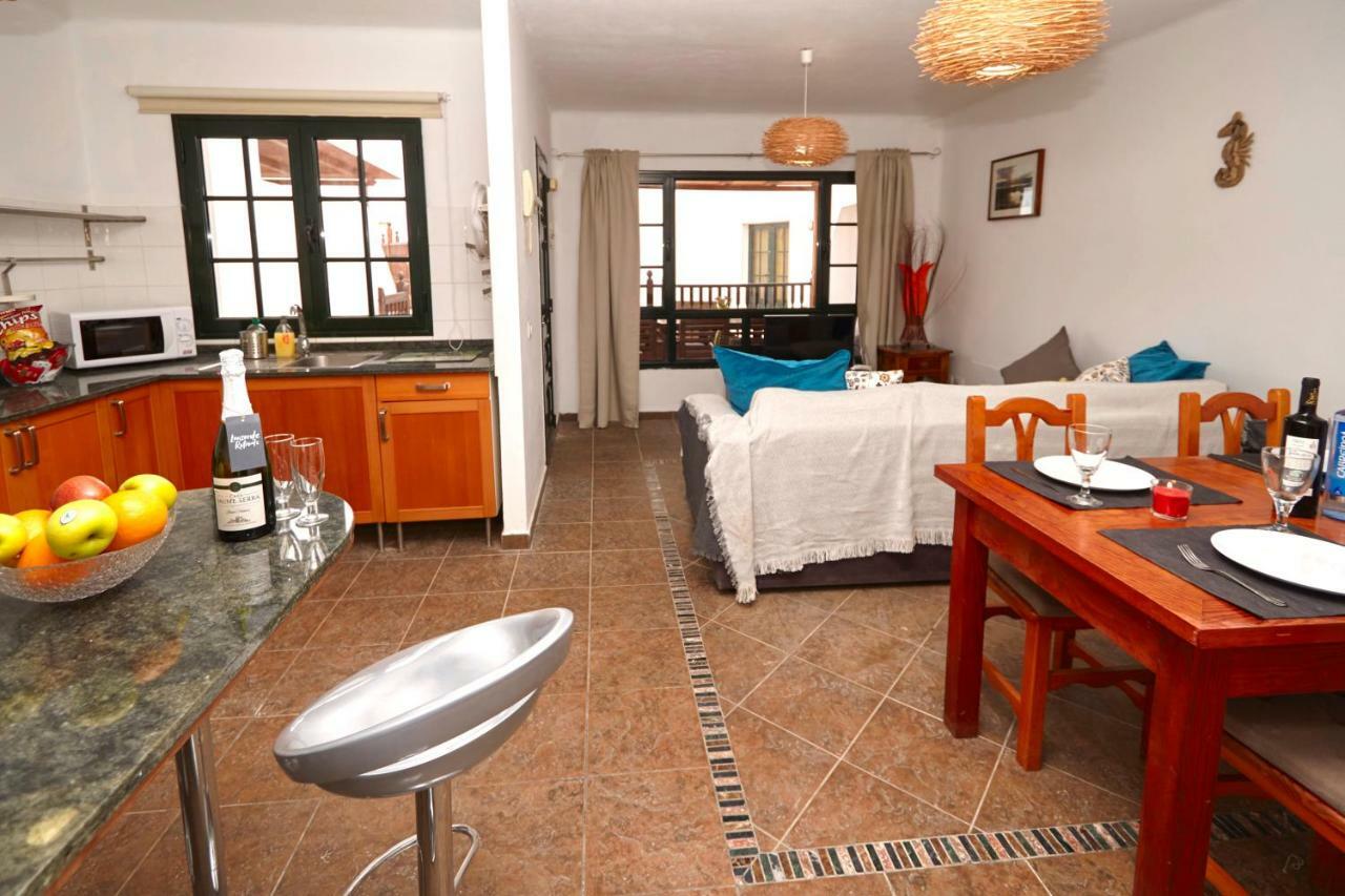 Casa Margarita - Shared Pool - Close To Seafront Promenade Punta Mujeres Exteriér fotografie